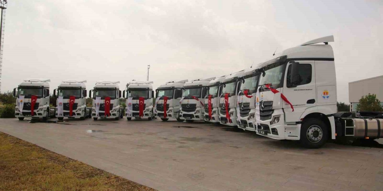 Adana Büyükşehir, iş makinesi filosunu güçlendirdi