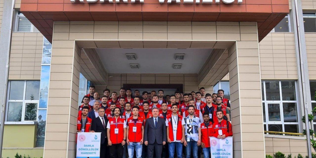 Vali Elban: “Pırıl pırıl gençleri görünce onlara güvenimiz artıyor”