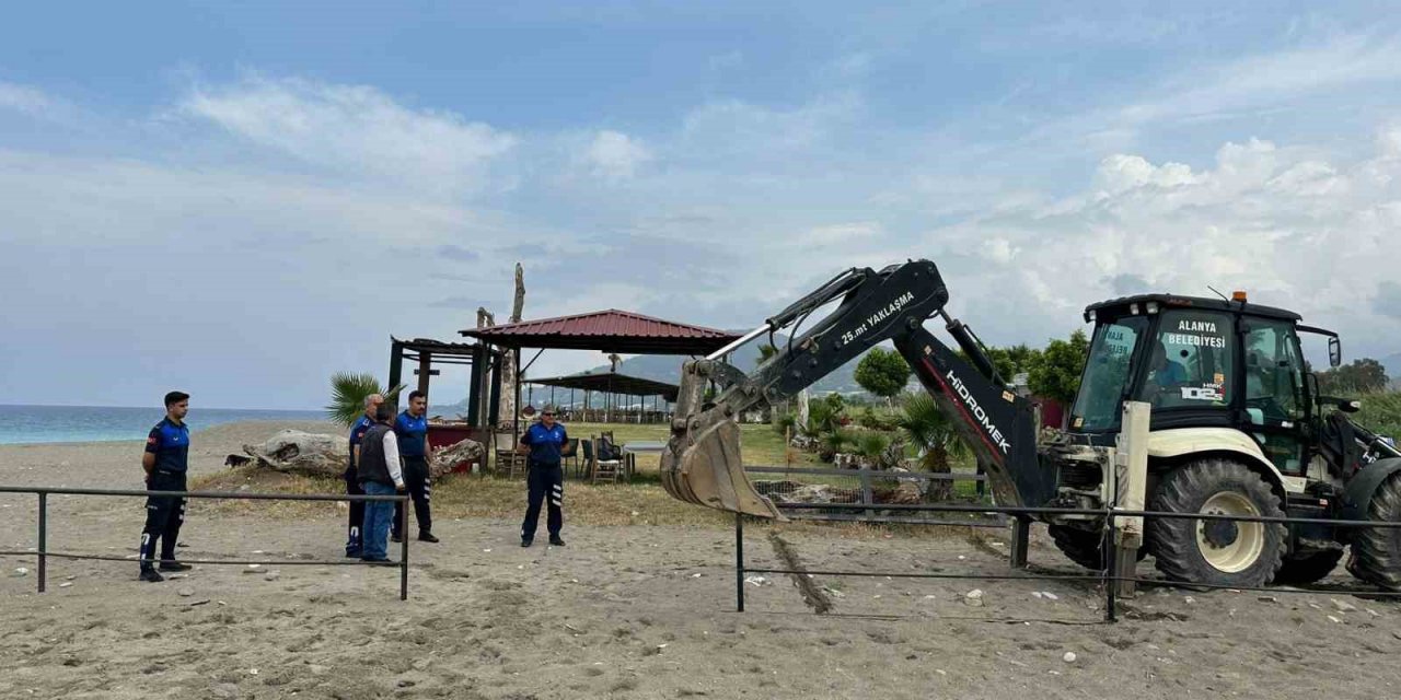 Alanya Belediyesi kaçak yapılarla mücadelesini sürdürüyor