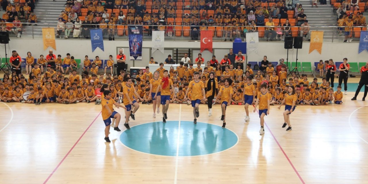 Darıca’da çocuklar yaz spor okullarında eğlenecek