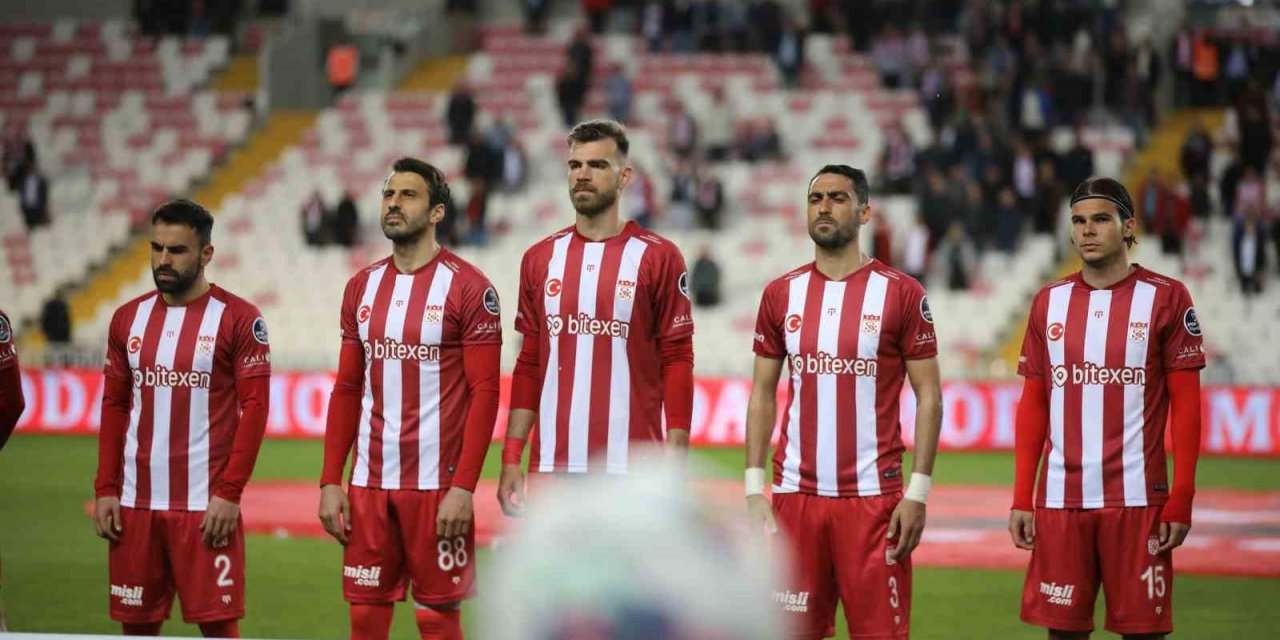 Sivasspor’da 38 günlük galibiyet hasreti sona erdi