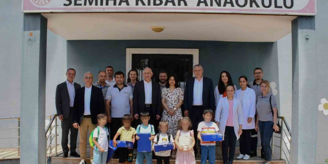 Kibar Holding’den depremzede çocuklara ziyaret