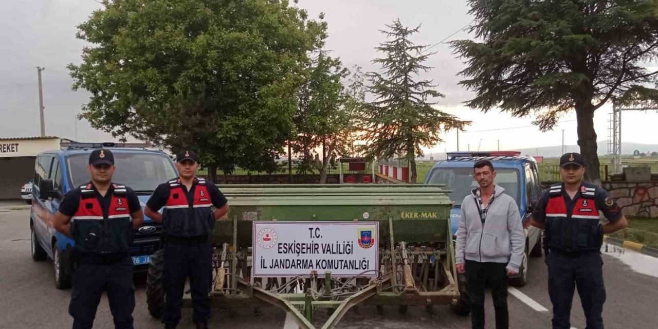 Tonluk tarım aleti çalan şüpheliler yakalandı
