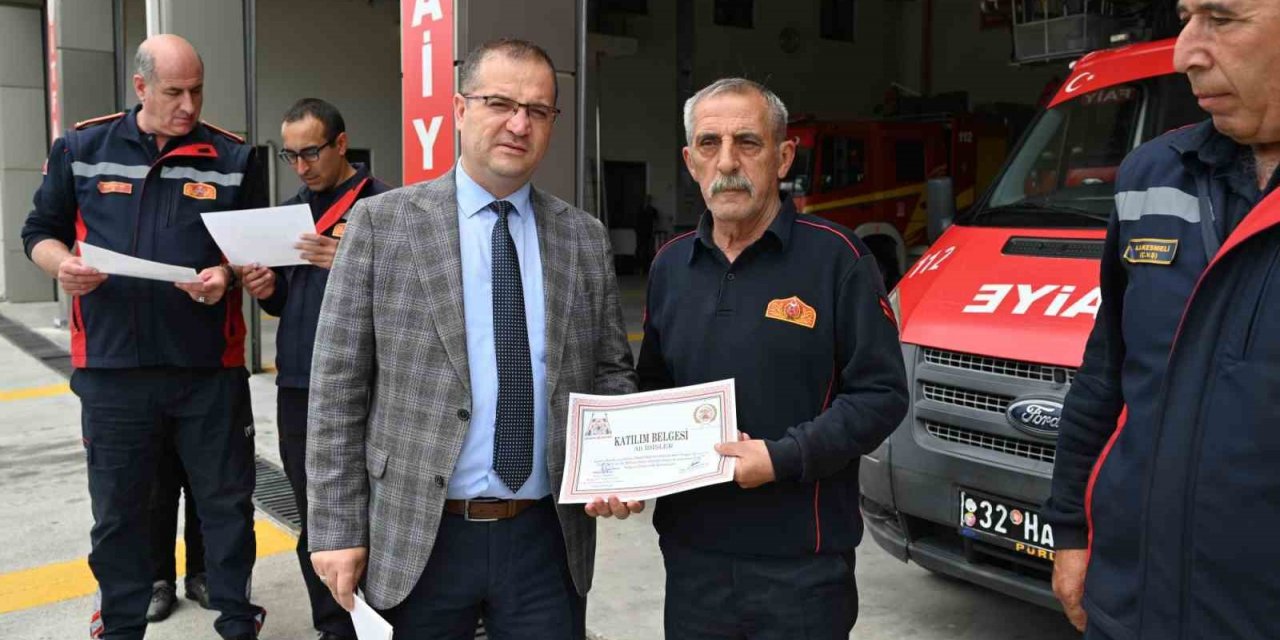 Zorlu eğitimleri tamamlayarak mesleğe hazır hale geldiler