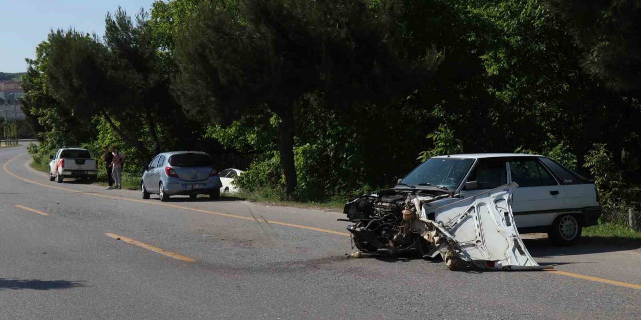 Duble yolda korkutan kaza: Kontrolden çıkarak karşı yöne geçti