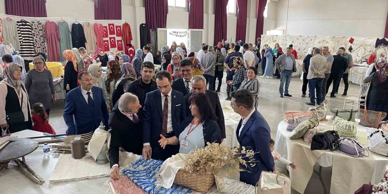 Perşembe’de ’Hayat Boyu Öğrenme Haftası’ kutlandı