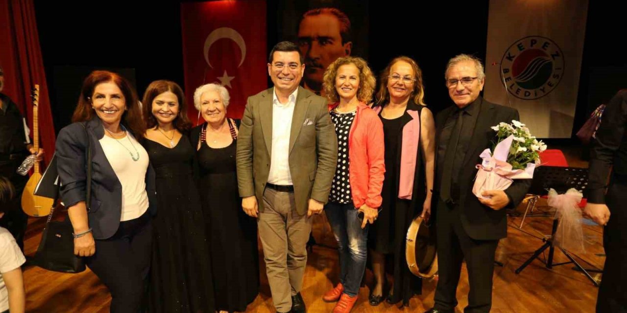 Kepez’de Anadolu’nun renkleri türkülerle dile geldi