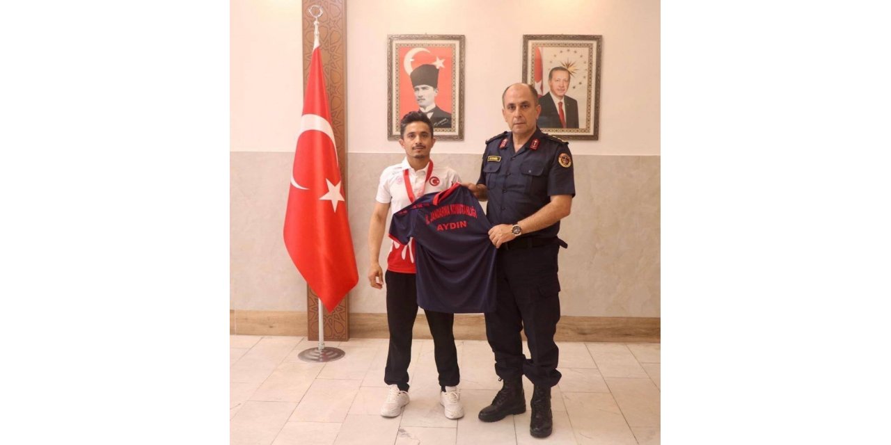 Aydın İl Jandarma Komutanı Demir, dünya ikincisi Sılıv’ı ağırladı