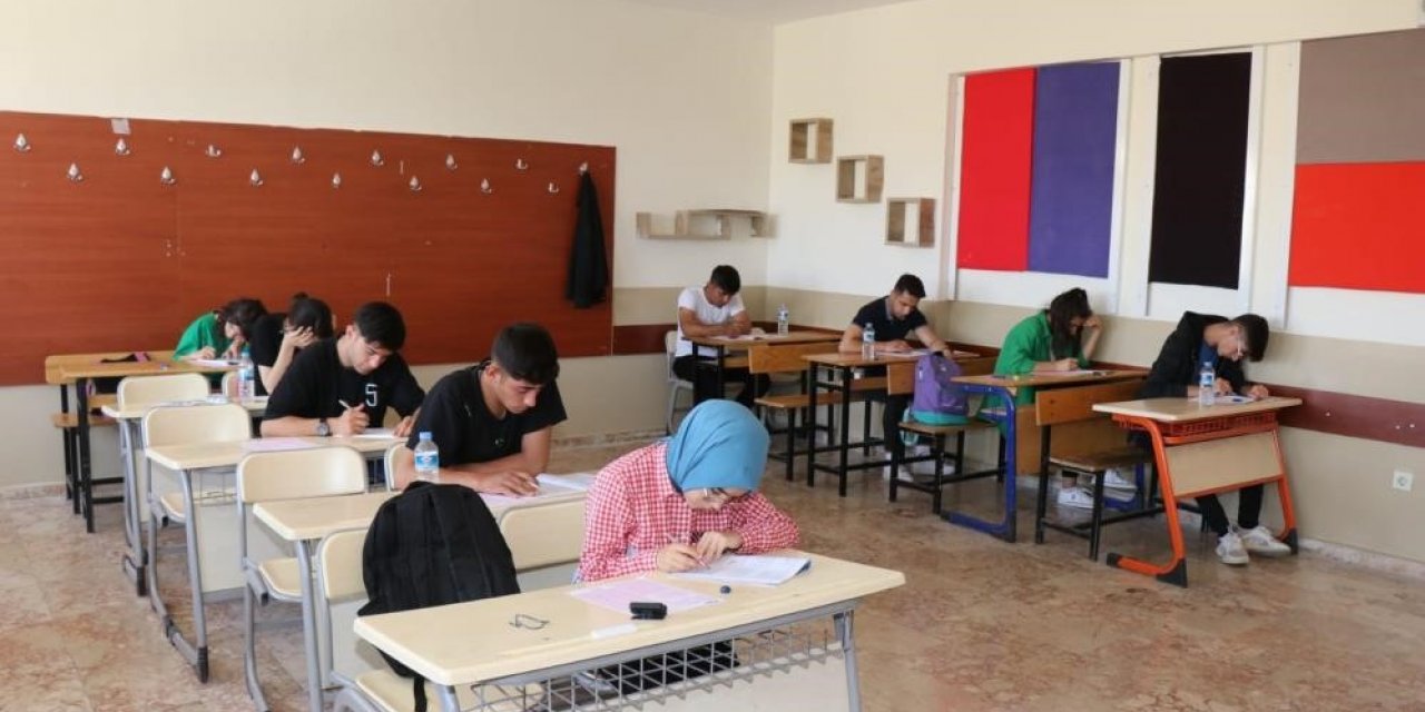 Erzincan’da 2 bin 678 öğrenci LGS’de ter dökecek