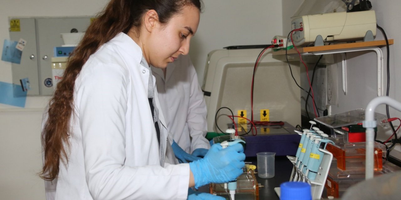 Akdeniz Üniversitesi’nden, lisans öğrencilerine yönelik projeye destek