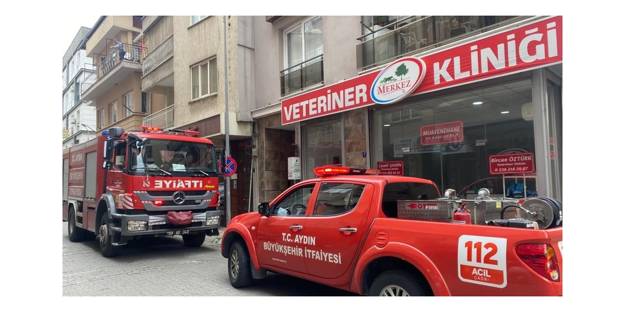Ocakta unutulan yemek evi yakıyordu