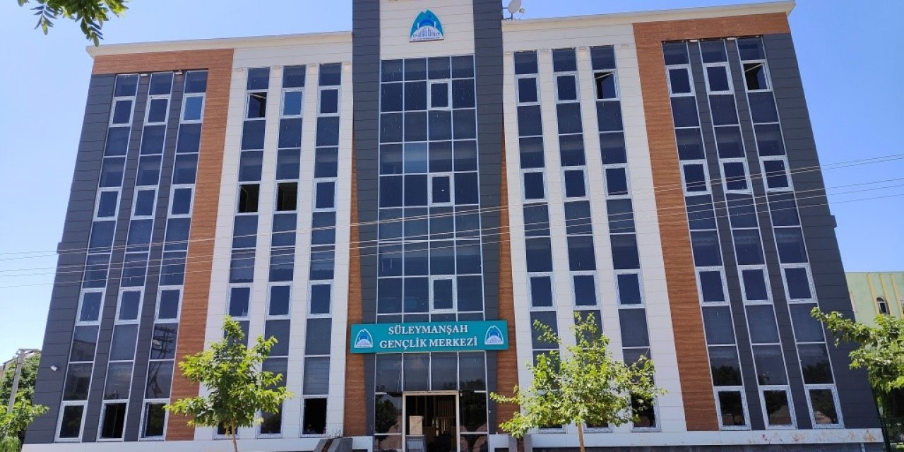 Süleymanşah Gençlik Merkezi donatılıyor