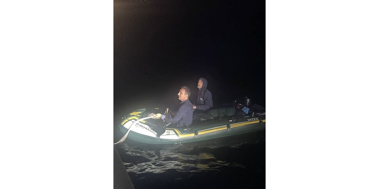 Ayvacık açıklarında 2 kaçak göçmen yakalandı