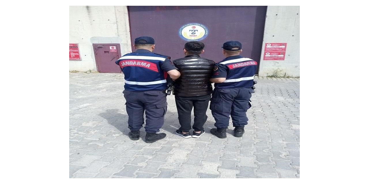 Balıkesir’de kesinleşmiş hapis cezası bulunan 2 kişi tutuklandı