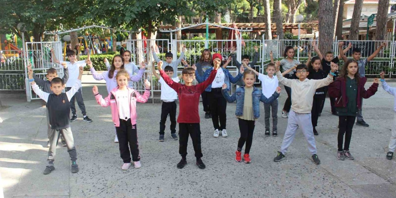 Burhaniye’de yaz kursları başladı