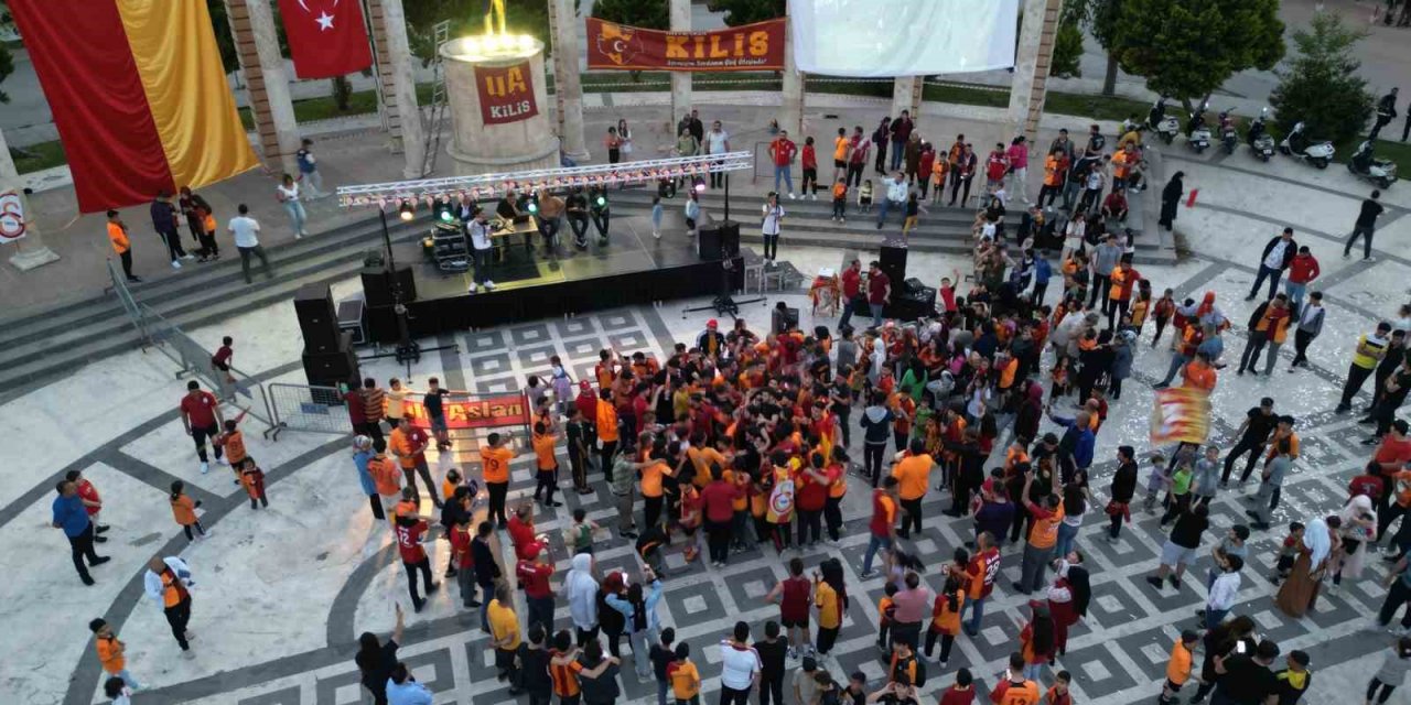 Kilis’te şampiyonluk kutlamaları devam ediyor