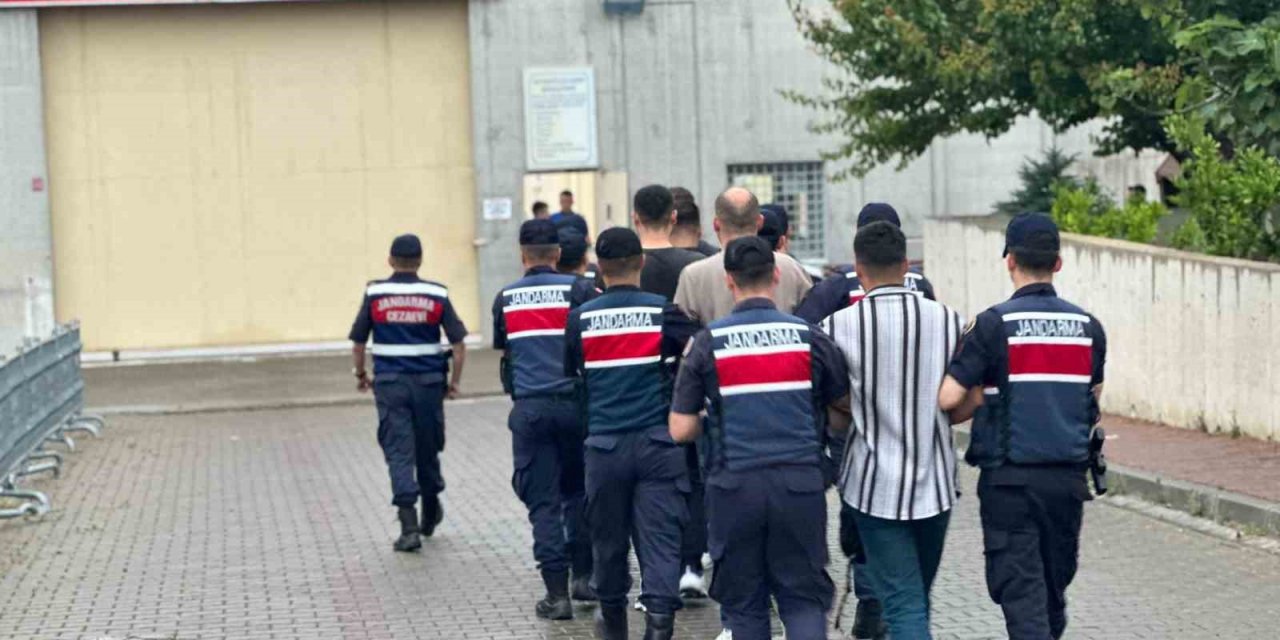 Balıkesir’de jandarmadan suç örgütüne operasyon 7 tutuklama