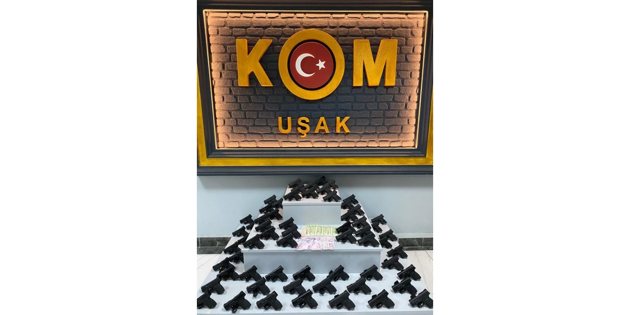 63 ruhsatsız telefon ele geçirildi