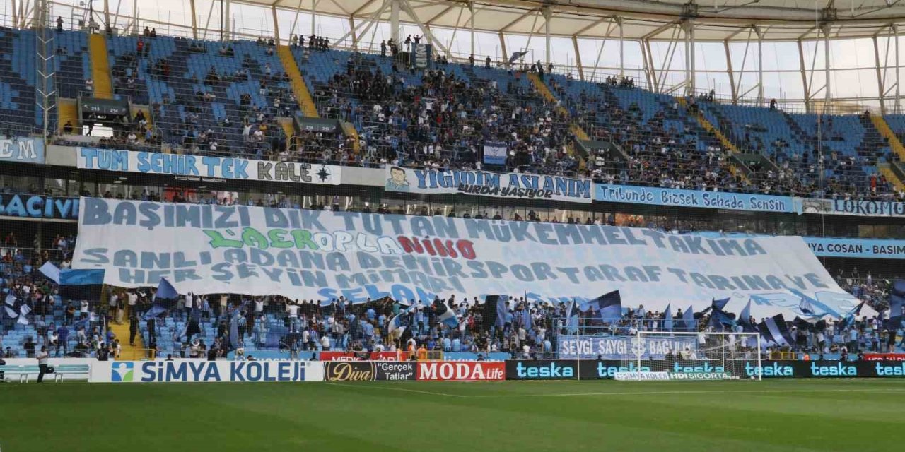 Montella, taraftarı selamladı