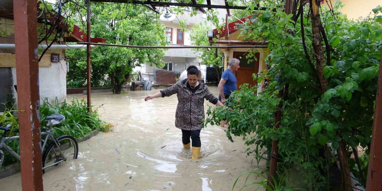 Sular çekilmeye başlayınca selin bilançosu ortaya çıkmaya başladı
