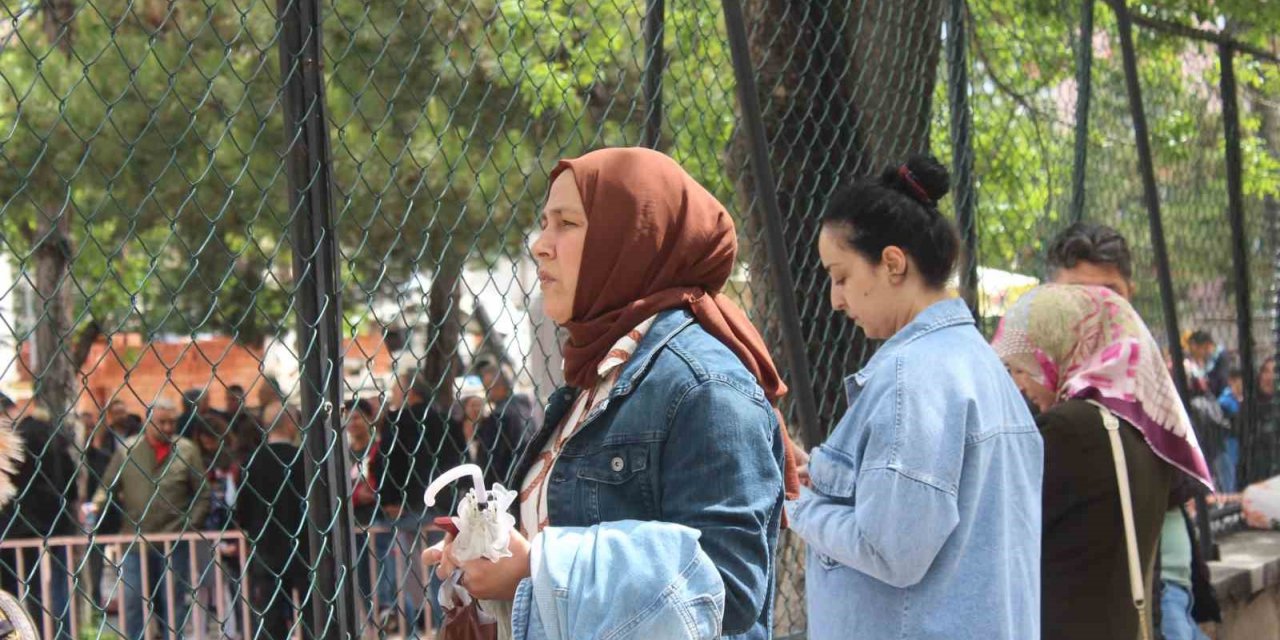 Afyonkarahisar’da 10 bin 101 öğrencinin ter döktüğü LGS sona erdi