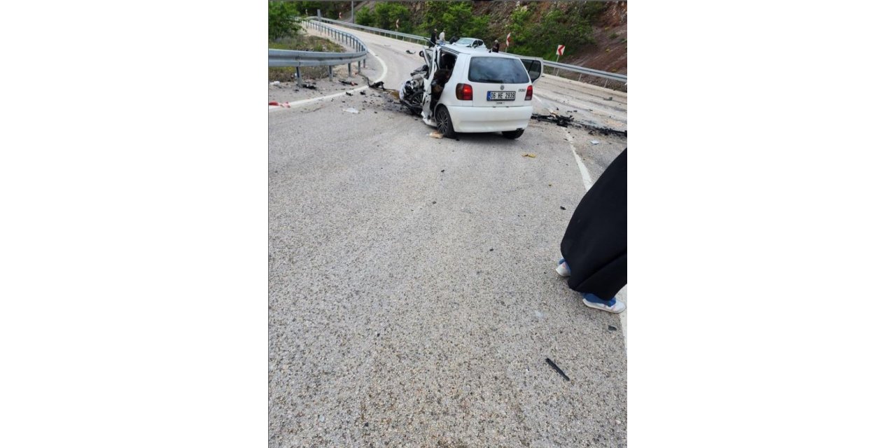 Başkentte feci kaza: 3 kişi hayatını kaybetti, 4 kişi yaralandı