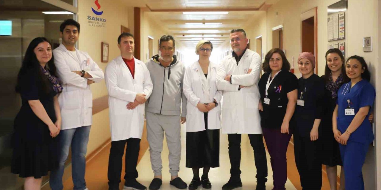 Polikistik böbrek hastasına kadavra böbrek nakli