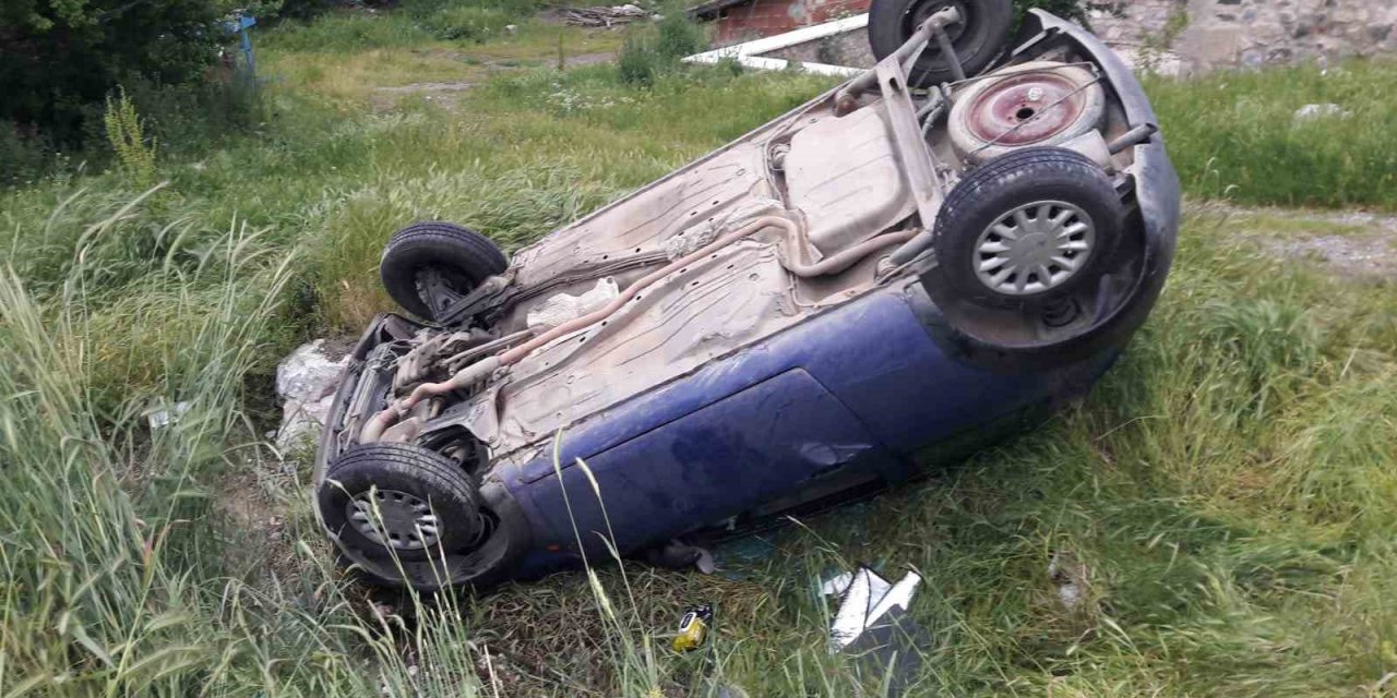Tokat’ta otomobil takla attı: 3 yaralı
