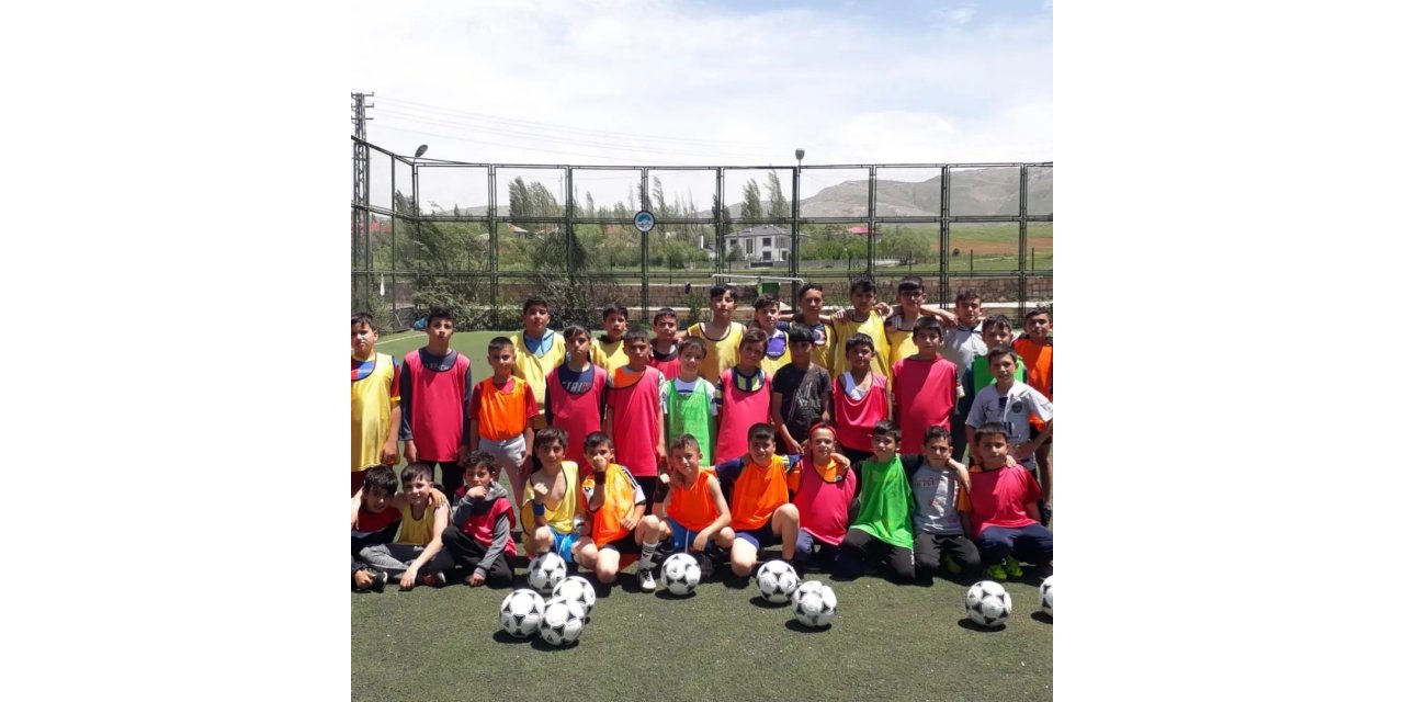 Sarız’da futbola yoğun ilgi