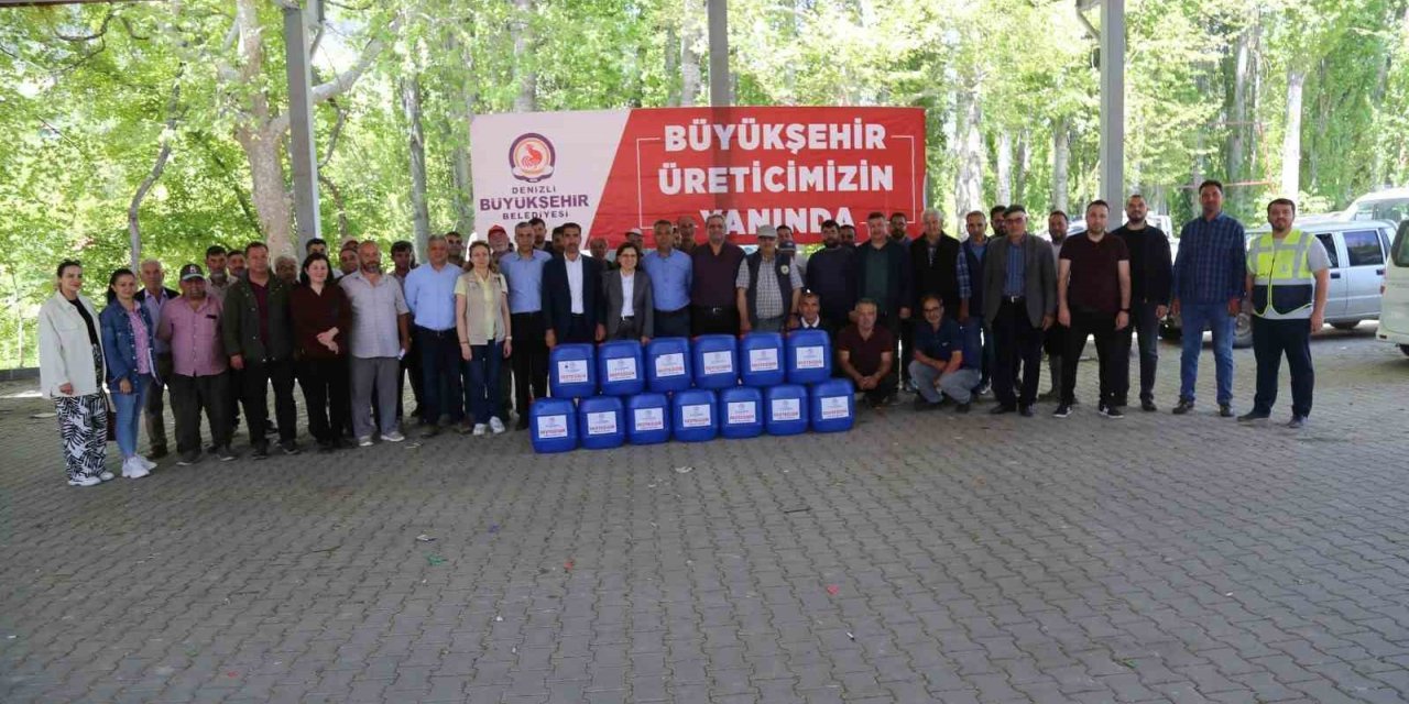 Denizlili alabalık yetiştiricilerine dezenfektan dağıtımı yapıldı