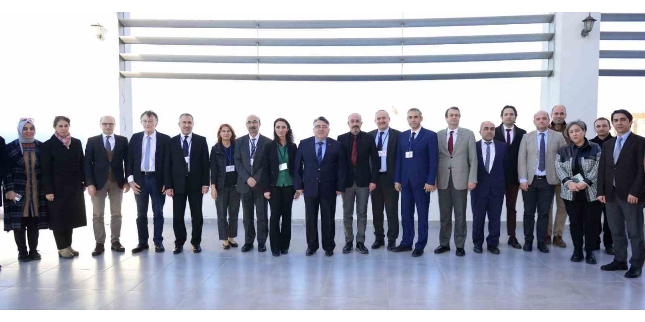 ZBEÜ Fen Fakültesinin 3 bölümü akredite edildi