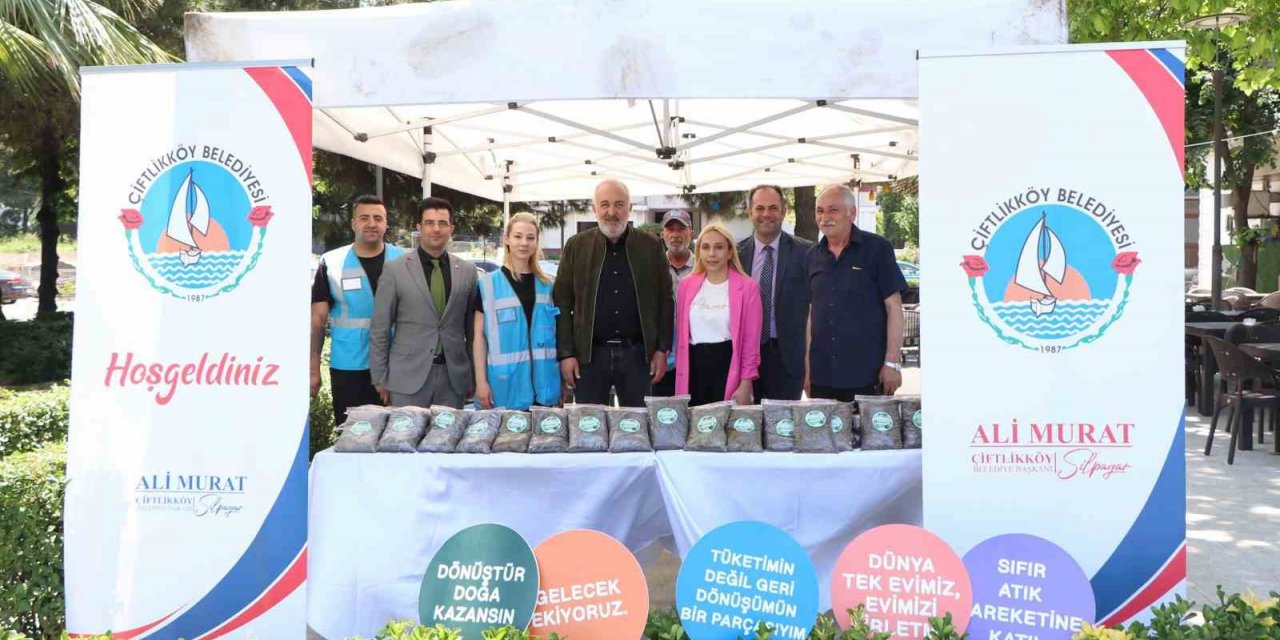 Başkan Silpagar’dan Çevre Haftası’nda organik toprak hediyesi
