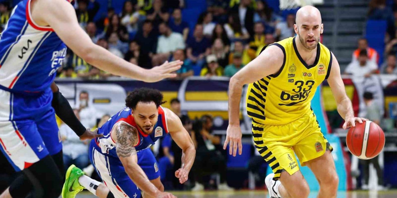 Basketbol Süper Ligi: Fenerbahçe Beko: 90 - A.Efes: 92