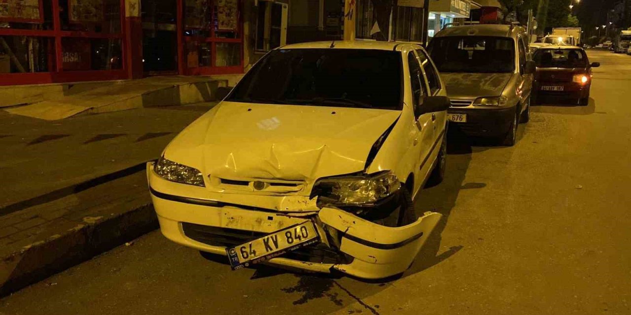 İki otomobilin çarpışmasında 5 kişi yaralandı