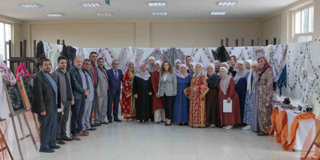 Üreten kadınlardan sergi