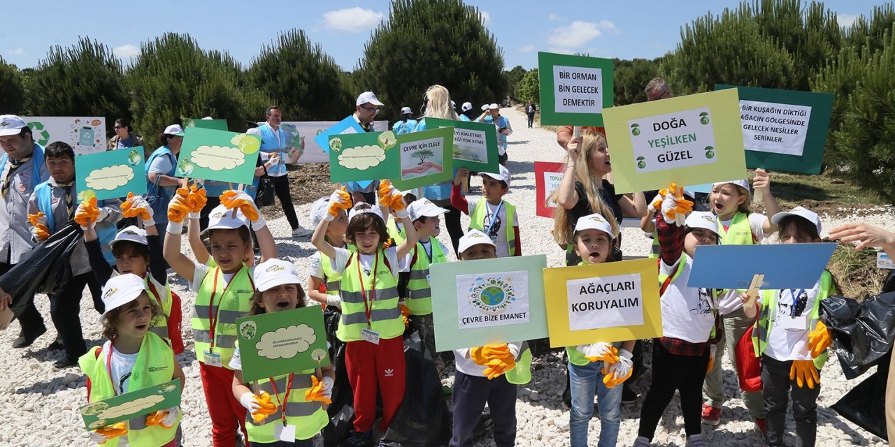 Dünya Çevre Günü’nde tonlarca atık toplandı
