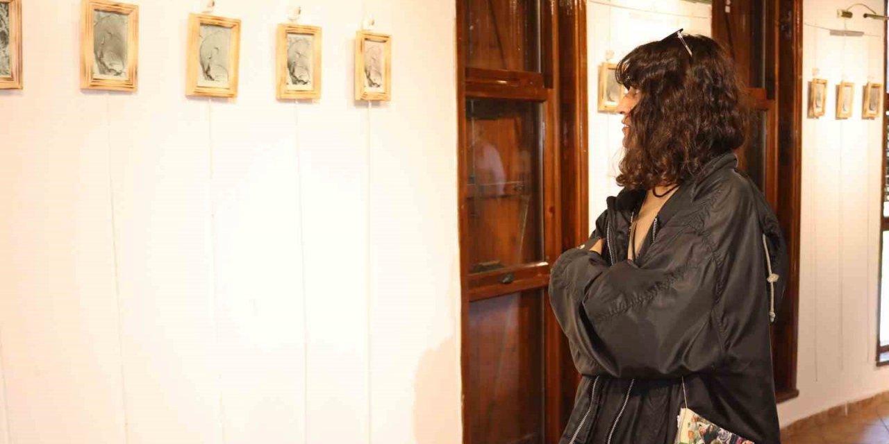 "Kaçış Çizgileri" sergisi sanatseverler ile buluştu