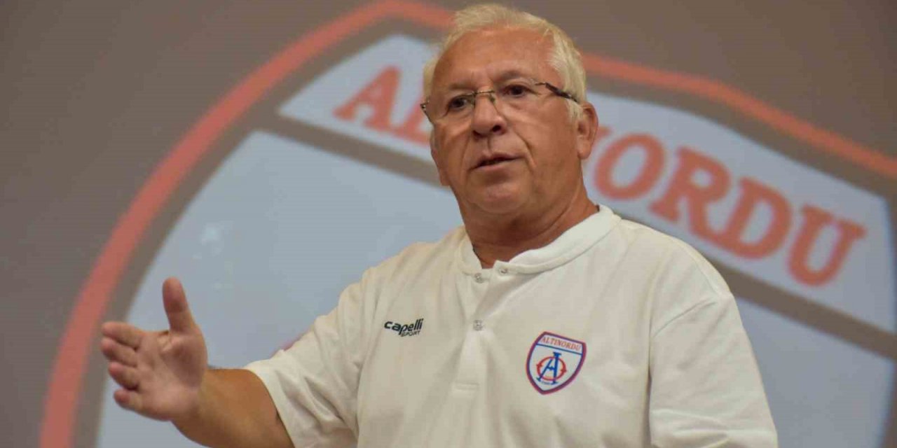 Seyit Mehmet Özkan: “Ülkemizdeki profesyonel futbol dünyası bana göre değil”