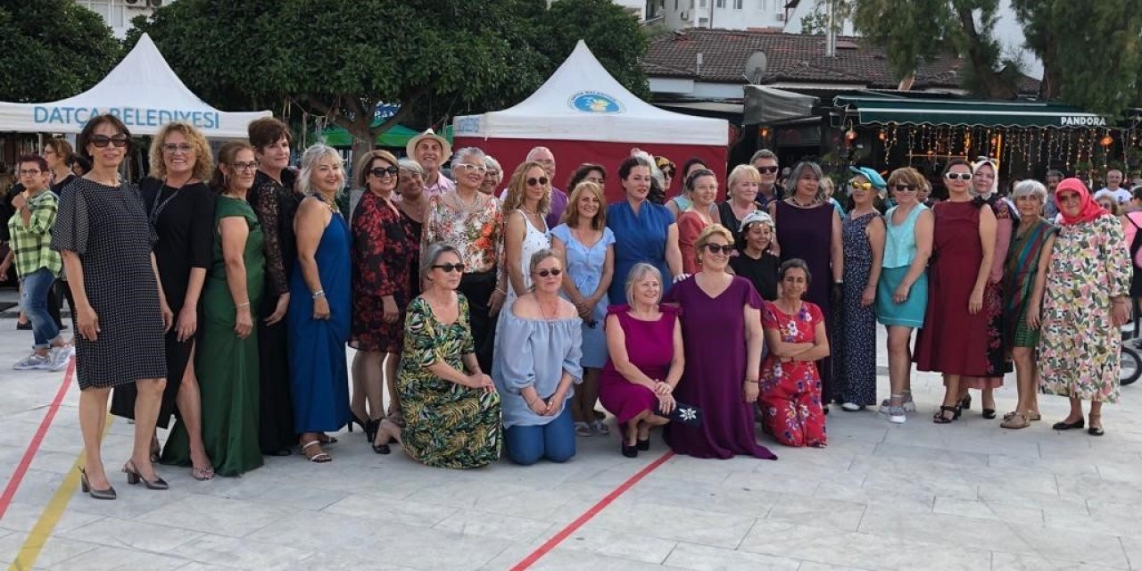 Datça Halk Eğitim Merkezi kursiyerleri hünerlerini sergiledi