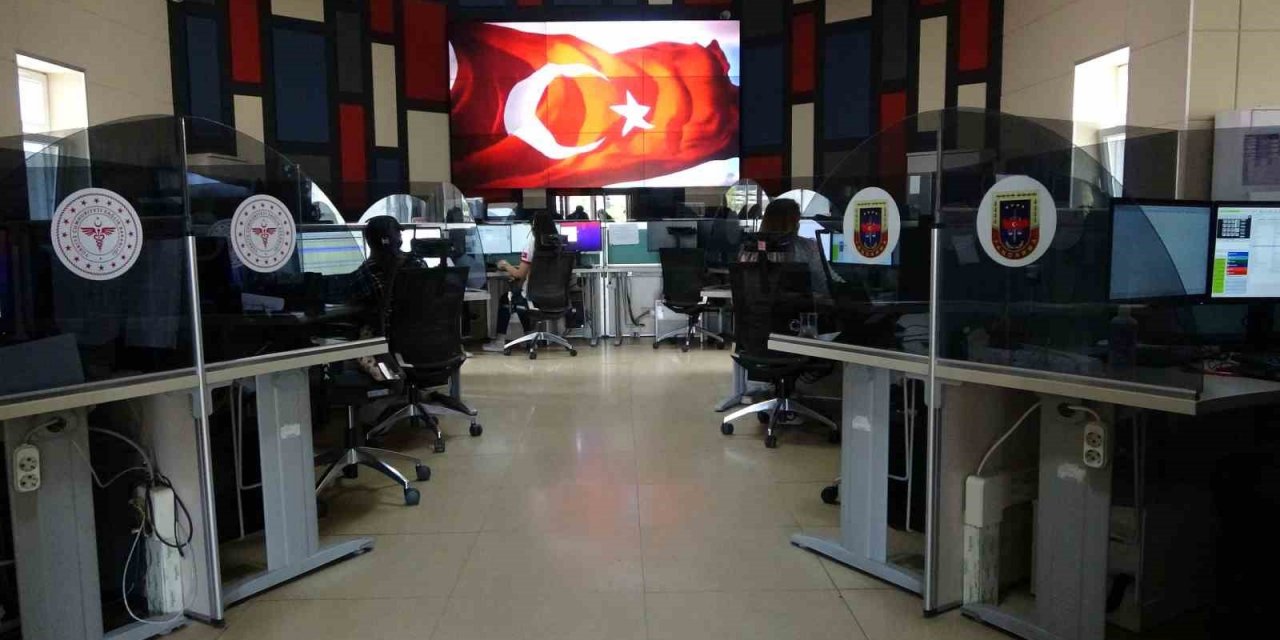 Niğde 112 Acil Çağrı Merkezi 3 ayda 61 bin 400 çağrıyı cevapladı