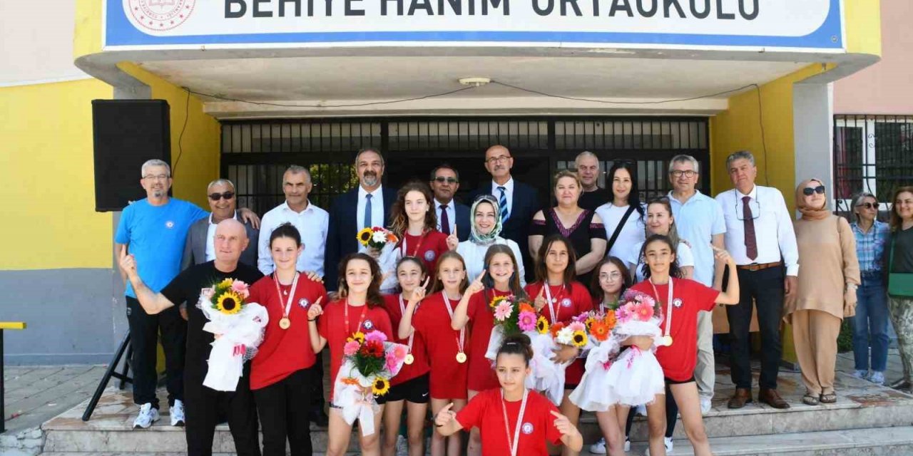 Söke’de şampiyona müthiş karşılama