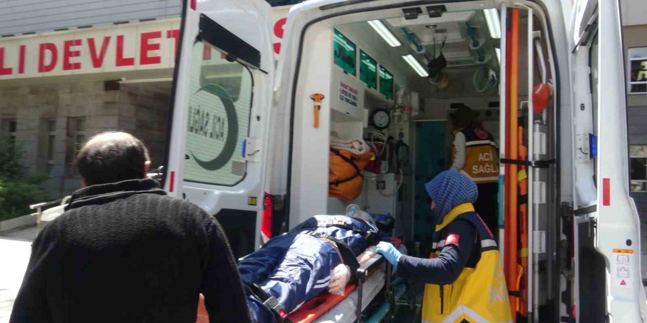 Hastanede gerçekleştirilen yangın tatbikatı gerçeğini aratmadı