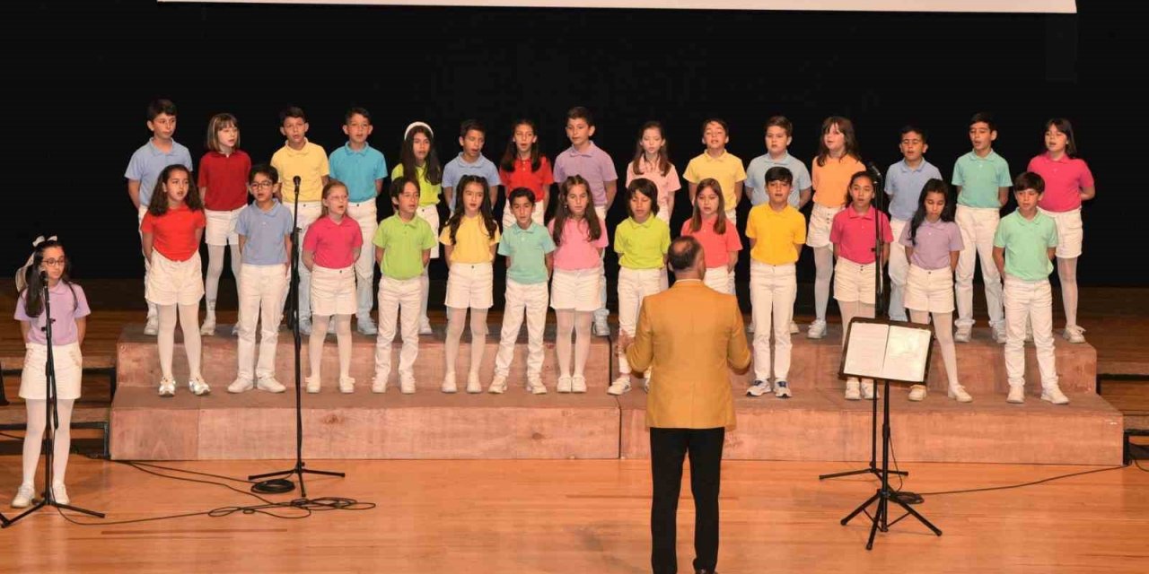 Denizli Okul Koroları Festivali başladı