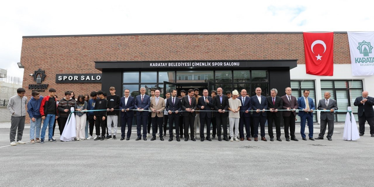 Karatay Çimenlik Kapalı Spor Salonu hizmete açıldı