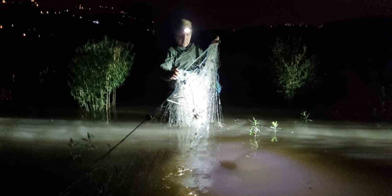 Yasağı dinlemeyip göle ağ atmışlar