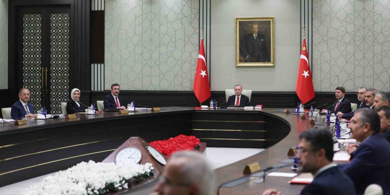 Cumhurbaşkanı Erdoğan: Vatandaşlarımız toplam 9 gün bayram tatili yapma imkanı bulacaktır