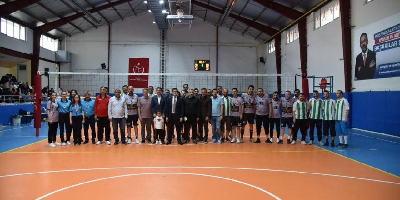 Develi’de voleybol coşkusu