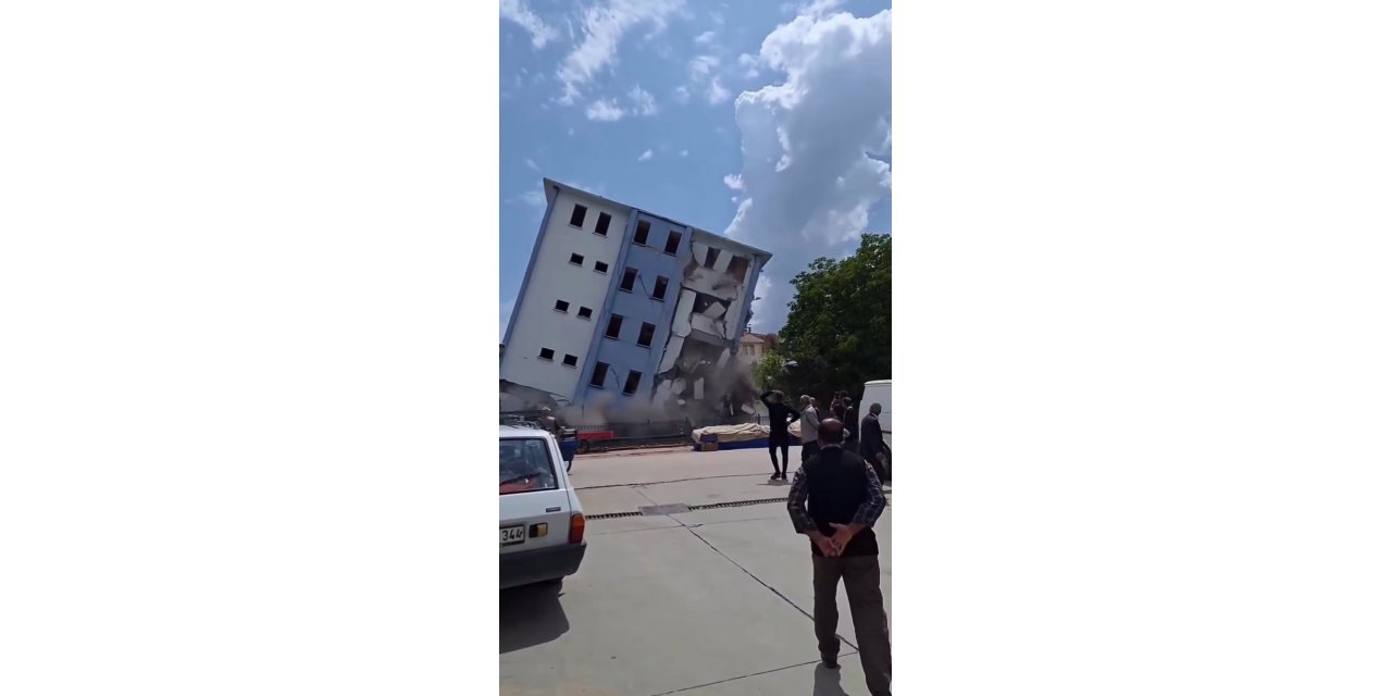 Eski Zile Emniyet Müdürlüğü binasının yıkımı akıllara depremi getirdi