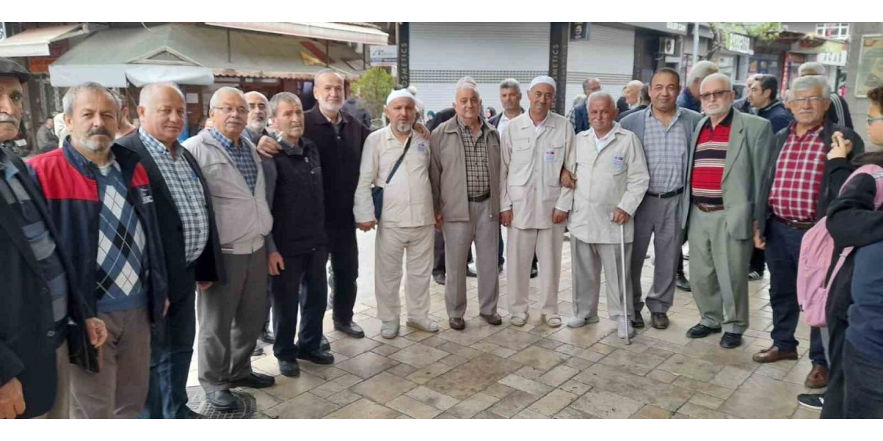 Alaplı’da hacı adayları dualarla uğurlandı