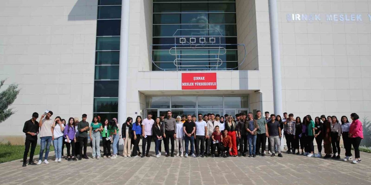 Şırnak MYO, lise öğrencilerine bölümleri anlattı